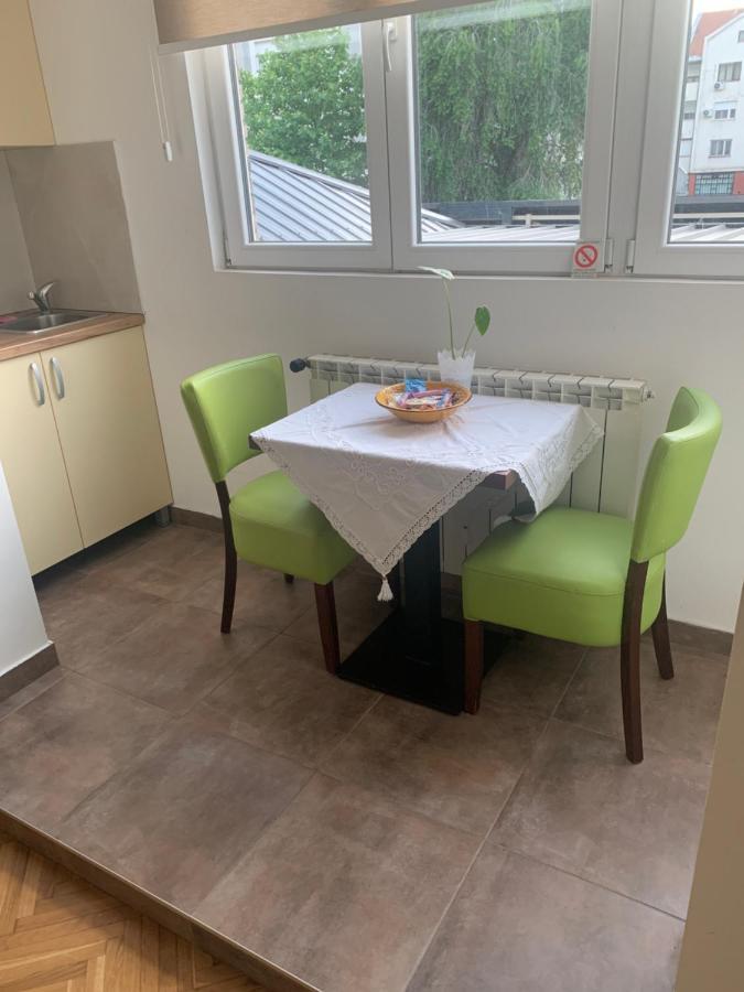 Apartman Fuerte 2 Βελιγράδι Εξωτερικό φωτογραφία